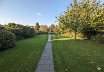 INVESTOREN FÜR WOHNFLÄCHE 288QM