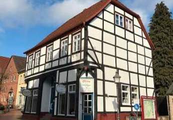 AUSBAUEN. WOHNEN. KASSIEREN.