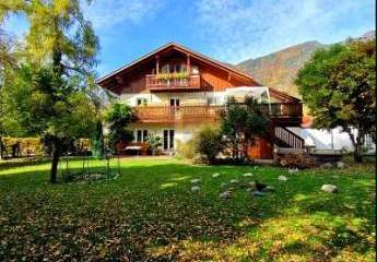 ELEGANTE VILLA IN BESTLAGE - VIELSEITIG NUTZBAR