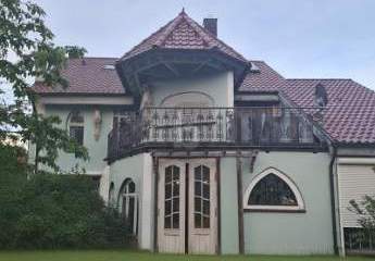 FÜR INVESTOREN: ANWESEN MIT VIEL PLATZ