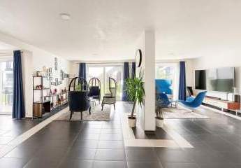 FAMILIENANWESEN MIT VIEL PLATZ + KINO + POOL ETC