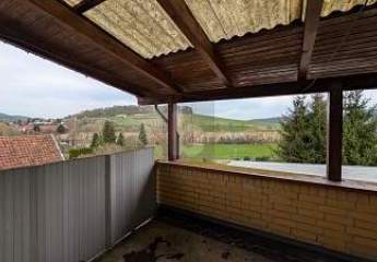 FAMILIENOASE MIT BALKONBLICK