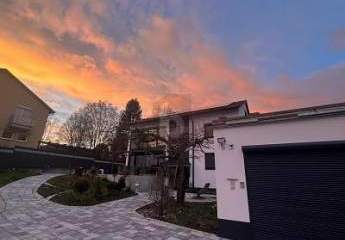 GROßZÜGIGE WOHNTRÄUME REALISIEREN