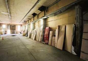 MASSIV, VIEL PLATZ, SEHR GUTE ANBINDUNG