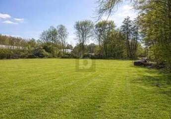 BAUFLÄCHE AM GRÜNRAND