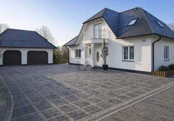 SEHR GROßER FAMILIENTRAUM IN SEENÄHE