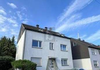 INVESTMENTCHANCE: 2 MFH + GEWERBEHOF IM PAKET