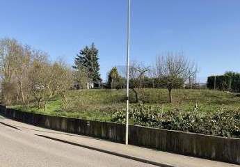 BAUPLATZ FÜR EIN MEHRFAMILIENHAUS