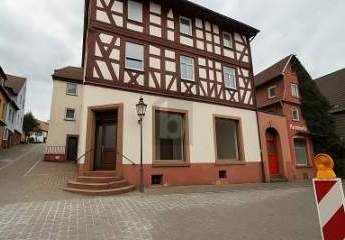 RENOVIERT & RENDITESTARK MIT CA. 6,9 % BRUTTORENDITE!