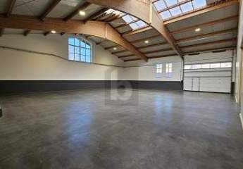 LAGERHALLE FÜR OLDTIMER / FAHRZEUGSAMMLUNG