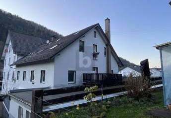 GEWERBE,WOHNEN UND VERMIETEN