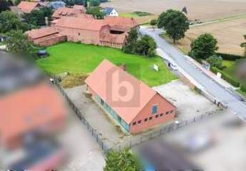 GRUNDSTÜCK FÜR VISIONEN.