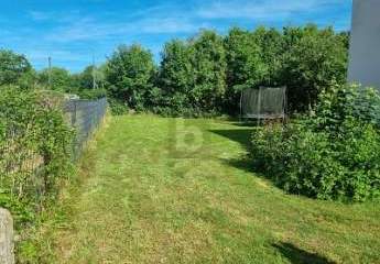 SCHÖN, OHNE ALTBESTAND UND IN SONNIGER LAGE