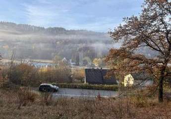 BAUAREAL IN NATURNAHER LAGE