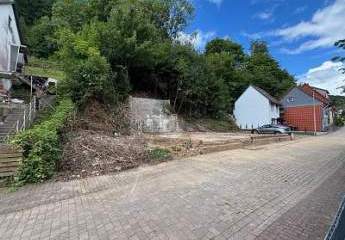 NEUBAUFLÄCHE MIT EIGENEM WALDANTEIL