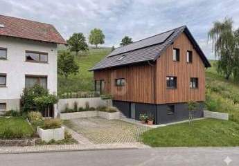 EIGENER TRAUM MIT TOLLEM BLICK INS TAL