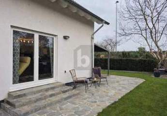 MODERNES WOHNEN TRIFFT GRÜNE OASE