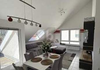 LICHTDURCHFLUTET MIT WEITBLICK