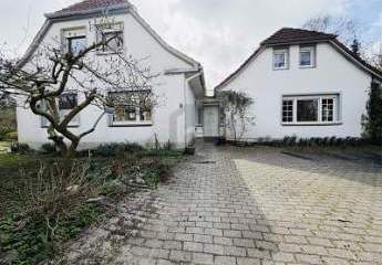 CHARMANTES HAUS MIT VIEL POTENZIAL