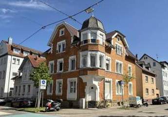 EXKLUSIVER WOHNTRAUM MIT WELLNESS-BAD & KAMIN