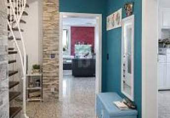 CHARMANT MIT VIEL PLATZ UND LICHT