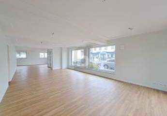 TOP-LADEN IN EXZELLENTER LAGE + TIEFGARAGEN
