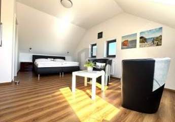 STRANDNAH & STILVOLL - ZWEI EBENEN IN BOLTENHAGEN