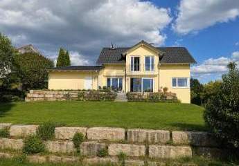 EXKLUSIVES FAMILIENDOMIZIL UNWEIT DES BODENSEES