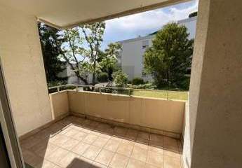 KLASSISCH & SERIÖSE MIT BALKON