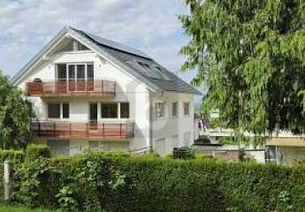 ERSTBEZUG: HELL, MODERN & MIT BALKON