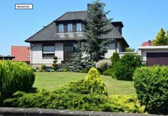 Einfamilienhaus mit Einliegerwohnung in 35418 Buseck, Fünfhausen