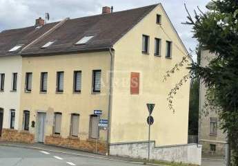 Doppelhaushälfte in 08491 Netzschkau, Straße der Einheit