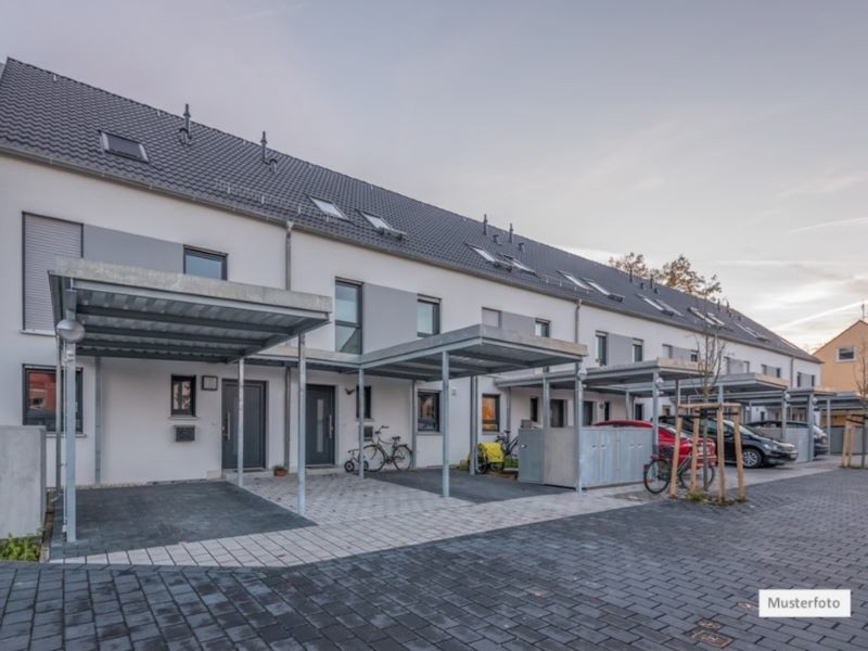 Zweifamilienhaus in 73575 Leinzell, Obere Kirchhaldenstr.