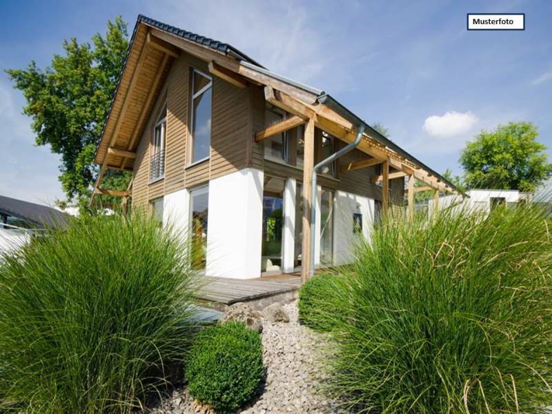 Zweifamilienhaus in 92507 Nabburg, VdK-Str.