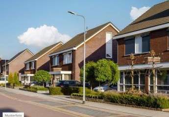 Zweifamilienhaus in 77933 Lahr, Zur Au