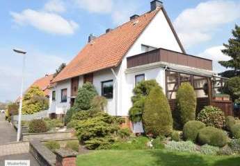 Zweifamilienhaus in 86754 Munningen, Sandfeld