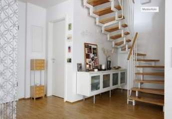 Etagenwohnung in 10967 Berlin, Urbanstr.