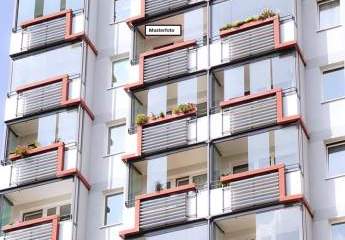 Dachgeschosswohnung in 28779 Bremen, Kapitän-Dallmann-Str.