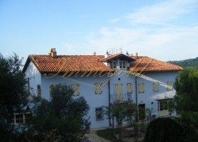 Ansprechendes Landhaus in den Weinhügeln