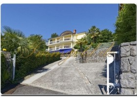 Luxus Villa an der Kroatischen Riviera,