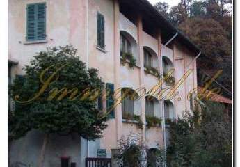 Landhaus-Villa mit historischen Merkmalen im Herzen des Naturparks von Monte Fenera.
