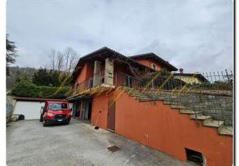 Freistehende Villa mit Garten Moderner Komfort und viel Platz