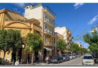 Entzückende neu gestaltete, mit Möbeln bestückte Wohnung in einem Ferienhaus