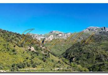 Immogold Nord-Sizilien, südlich ausgerichtetes ca. 27.000 m² großes Areal, inklusive einer erteilten Genehmigung zum Bau eines Luxus-Campingplatzes in der Nähe von Cefalù, im Naturpark Madonie.
