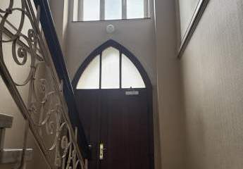 Denkmalgeschütztes Ladenbüro im Belgischen Viertel