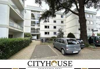 CITYHOUSE: Barrierefreie Wohnung mit überdachtem Balkon, PKW-Außenstellplatz & direkter Rheinlage!