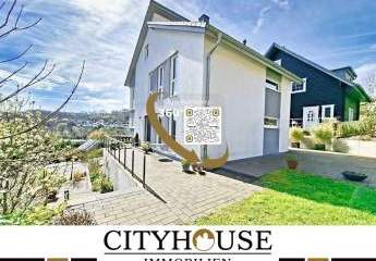 CITYHOUSE: TOP modernes, großes Energiesparhaus, KFW 55 mit Solaranlage, EBK, Kamin, Garten, Garage