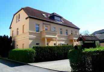 NEU -- sehr schöne, ruhige 2-Raum-Wohnung mit Balkon in Burkersdorf (Nähe Weida) !