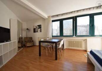 Appartment in Hauptbahnhof- und Mediaparknähe
