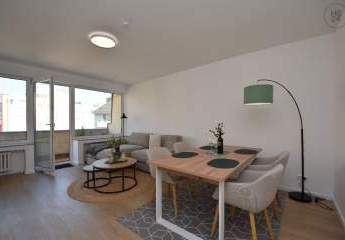 Schöne möblierte 2-Zimmer Wohnung mit Balkon im Gereonsviertel lädt zum Erstbezug ein.